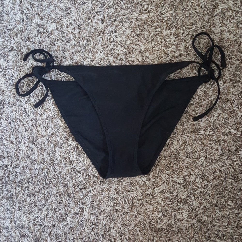 Forever 21 black swim bottoms