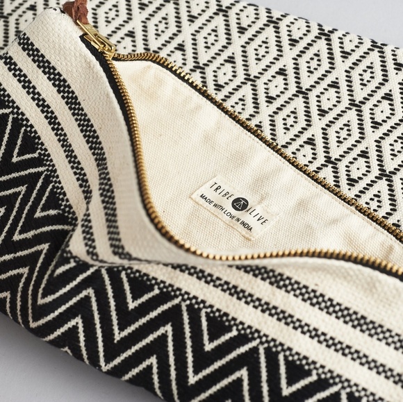 Reversible Brocade Foldover Clutch - Picture 5 of 7