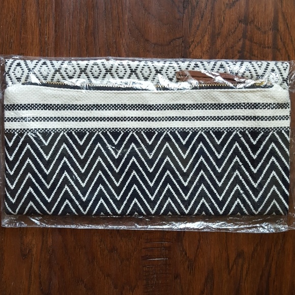 Reversible Brocade Foldover Clutch - Picture 6 of 7