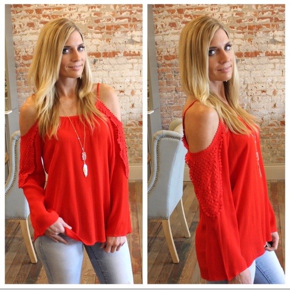 🆑 LAST 1 (S)!! 🎉Red Cold Shoulder - Picture 3 of 6