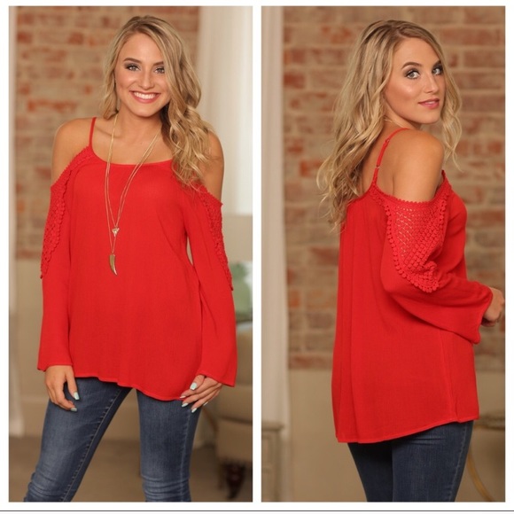 🆑 LAST 1 (S)!! 🎉Red Cold Shoulder - Picture 2 of 6