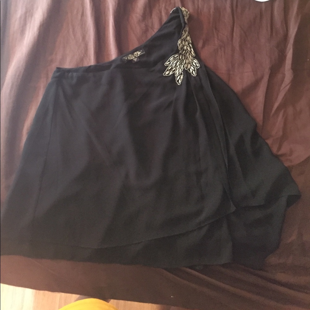 One strap Guess top