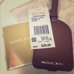 NWT Michael Kors Leather Luggage Tag