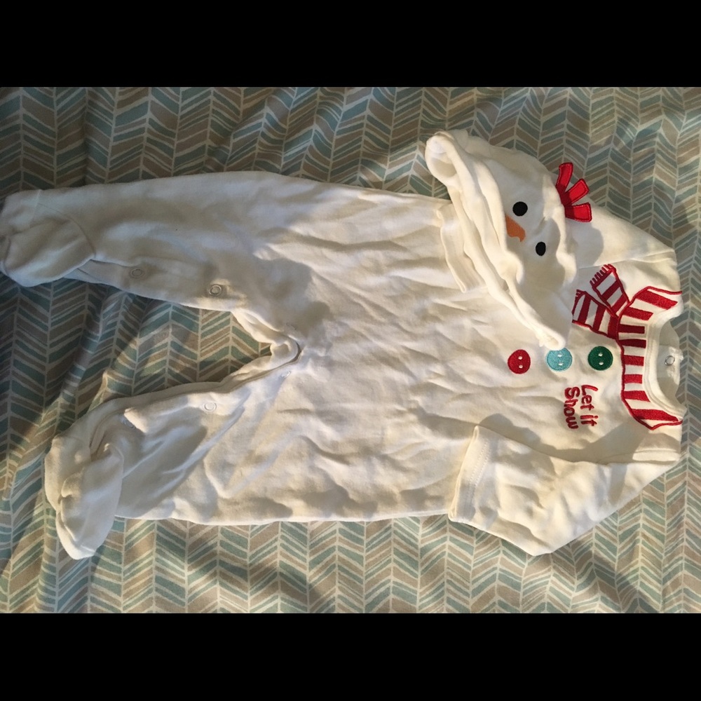 Buster Brown let it snow Pajama set
