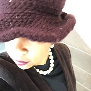 Meet your Posher, Shirley