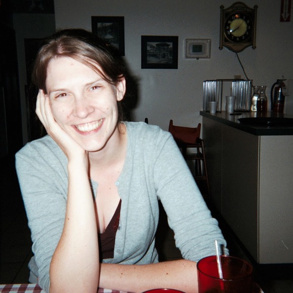 Meet your Posher, Katy - Picture 1 of 1