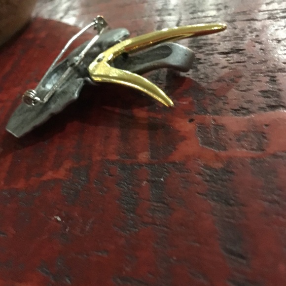 Elephant Brooch - Picture 5 of 6