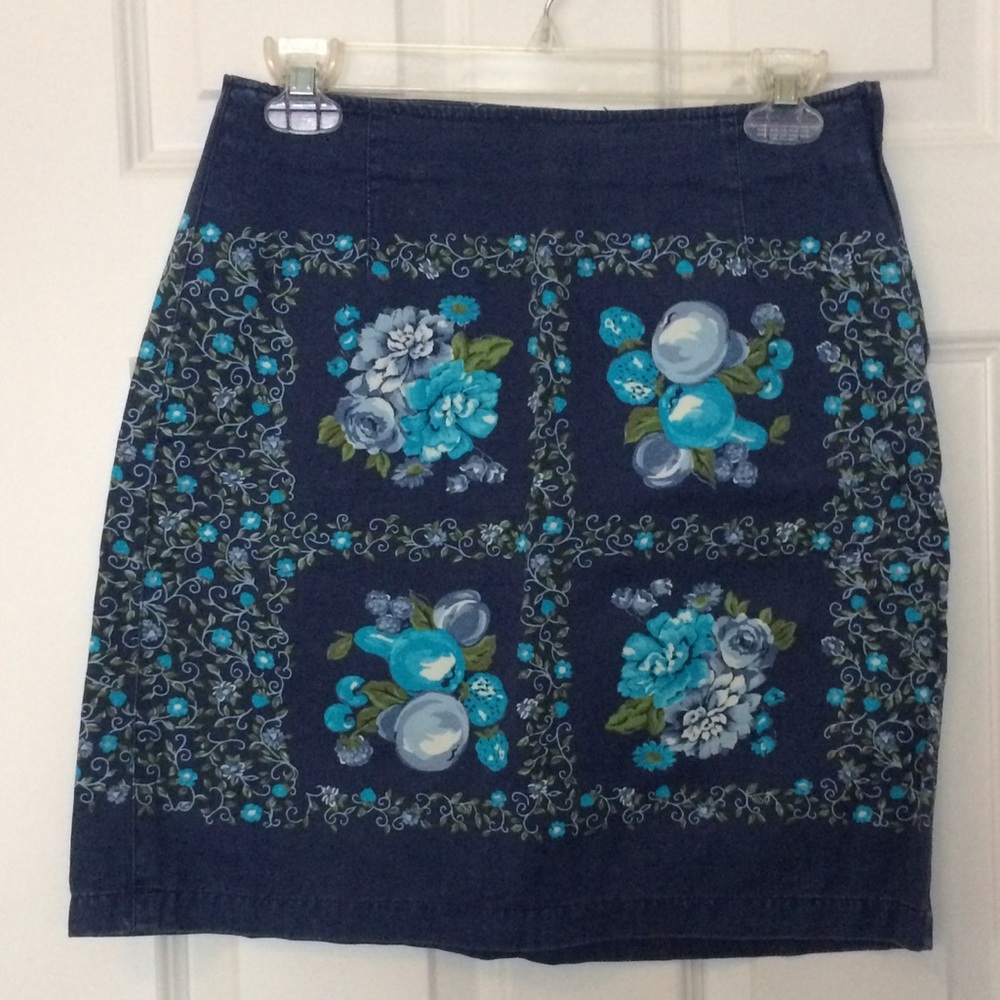 Floral Chambray Vintage Skirt Size 6 Liz Claiborne