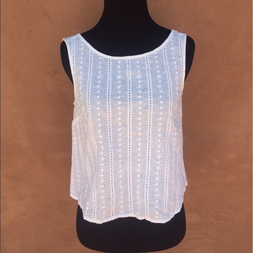 Brandy Melville white crop top with slip/open back - Picture 1 of 8