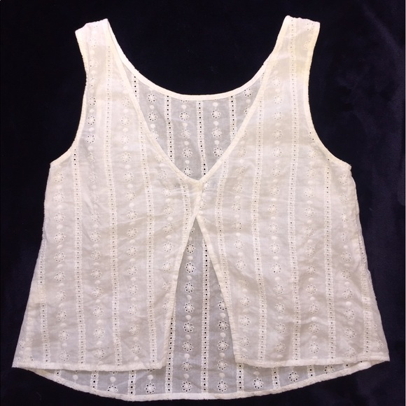 Brandy Melville white crop top with slip/open back - Picture 5 of 8