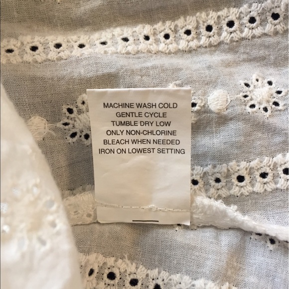 Brandy Melville white crop top with slip/open back - Picture 6 of 8