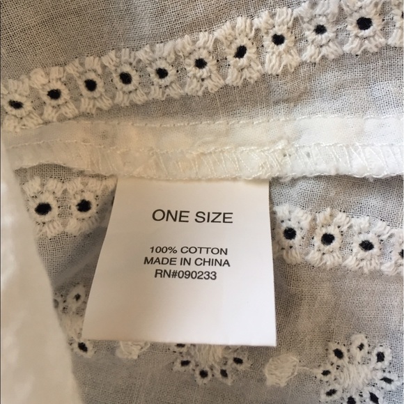 Brandy Melville white crop top with slip/open back - Picture 7 of 8