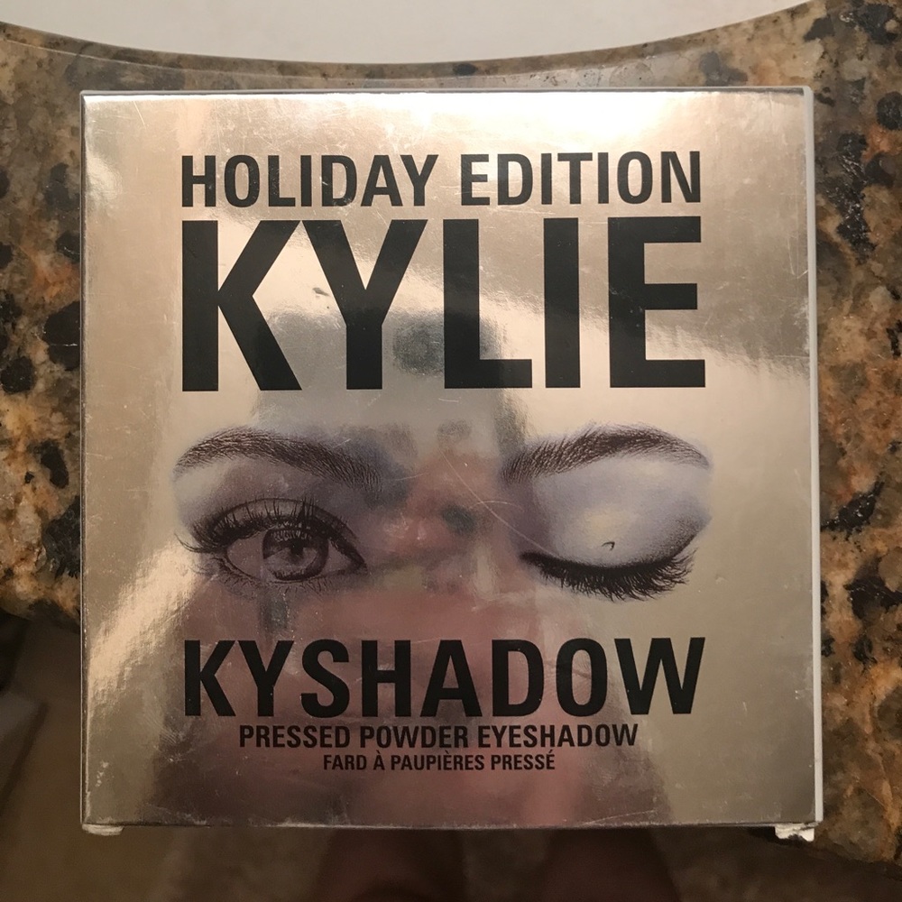 Kylie Jenner holiday palette