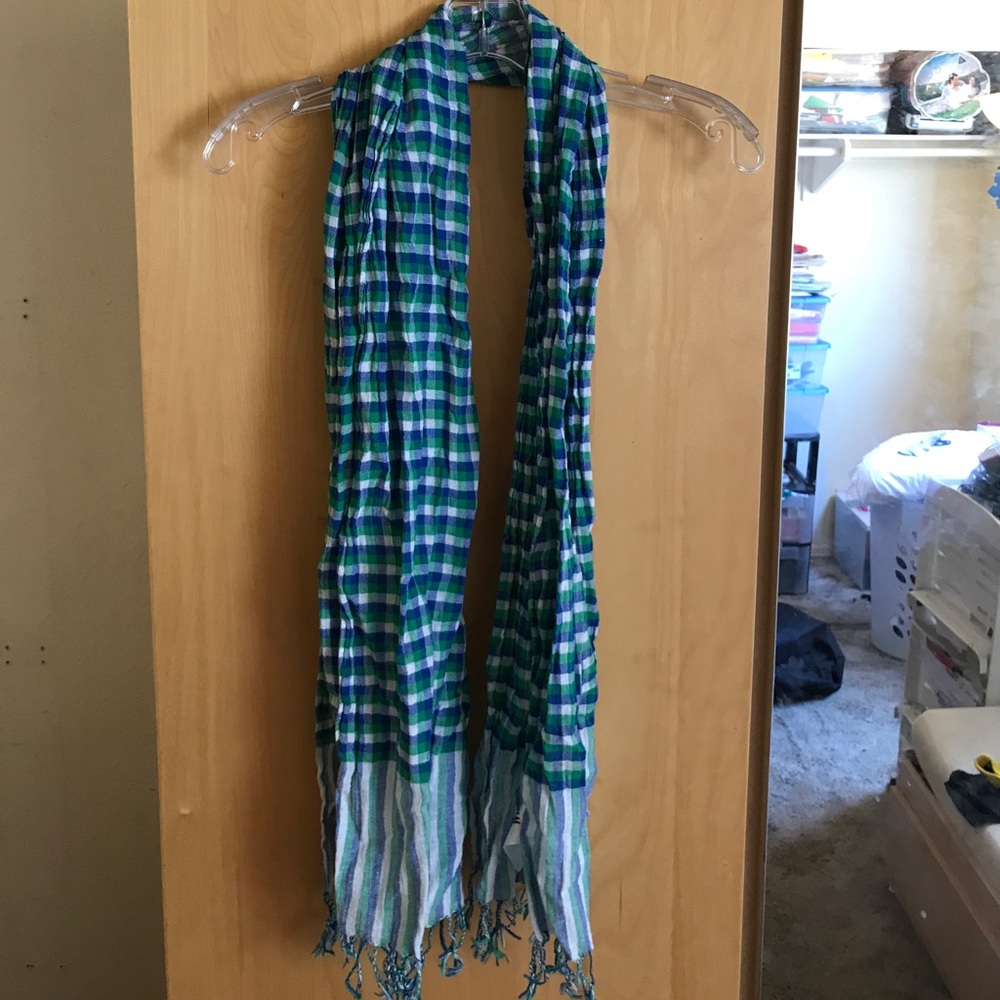 H & M Scarf