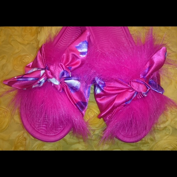 Shoes - Picture 2 of 2