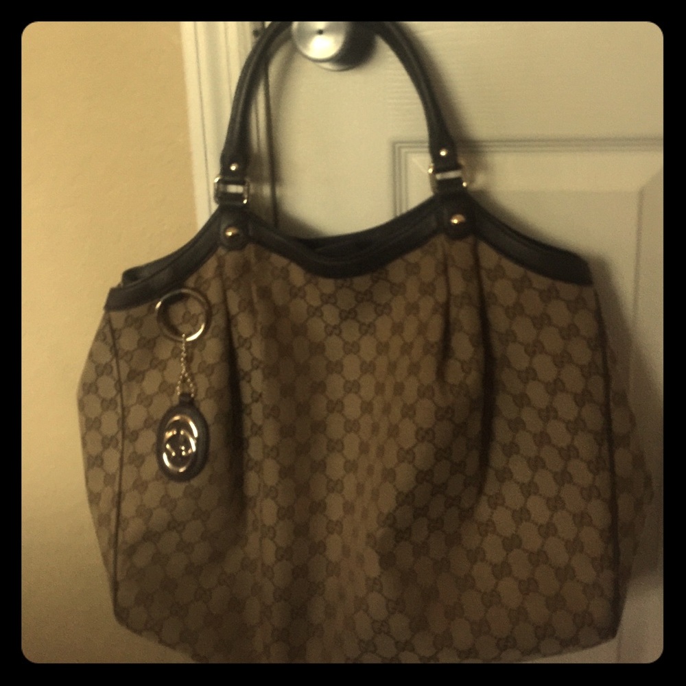 Authentic Large Gucci Supreme Monogram Hobo Bag