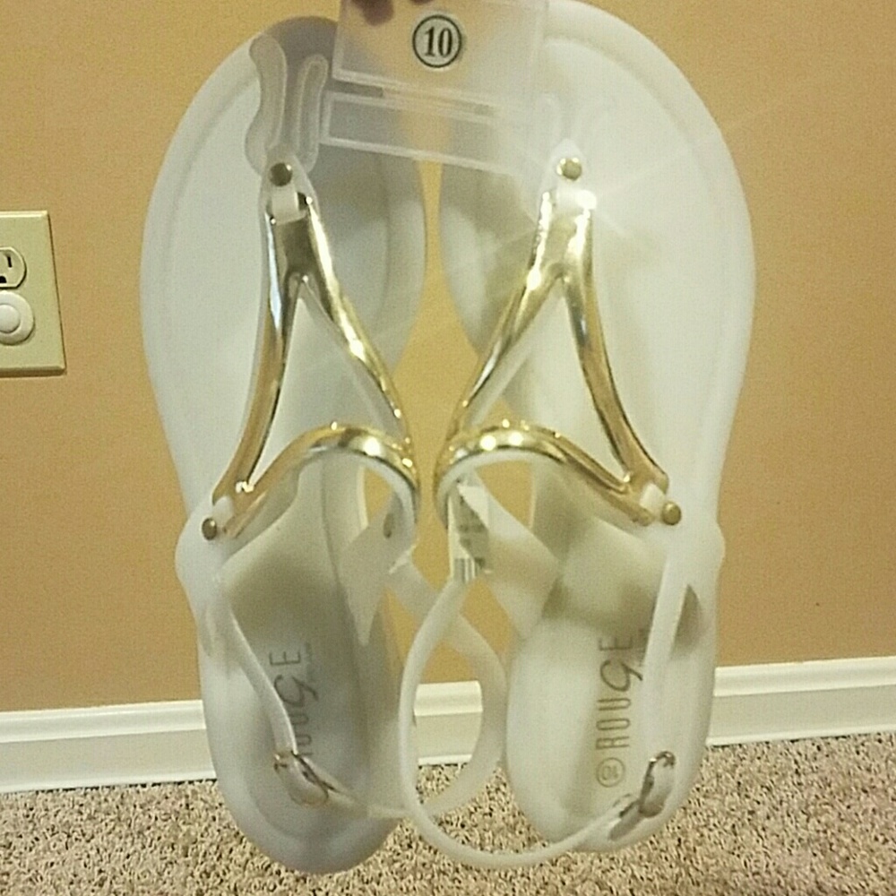 Sandles - Picture 4 of 4