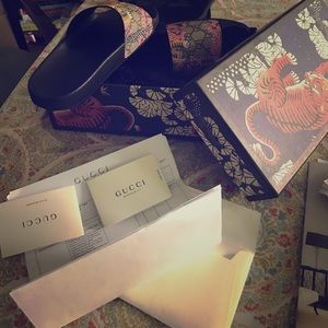 Gucci Bengal slide IN SIZE 8