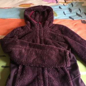 Women's full-zip fleece jacket with hood