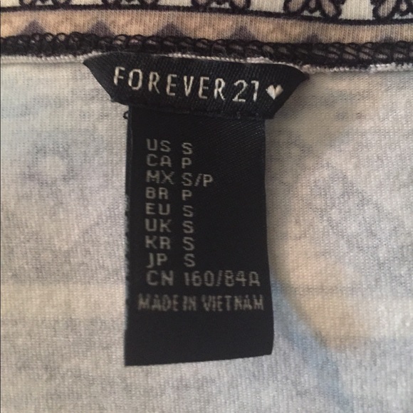 Patterned crop top - Picture 2 of 2