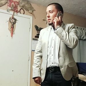 Meet your Posher, Hector