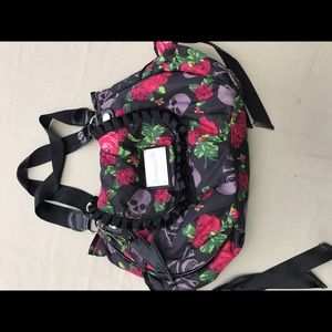 Betsyville skull & rose print purse