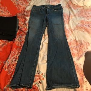 American Eagle Size 8 Kick Back Boot jeans