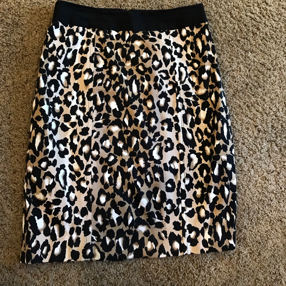 White House Black Market pencil skirt