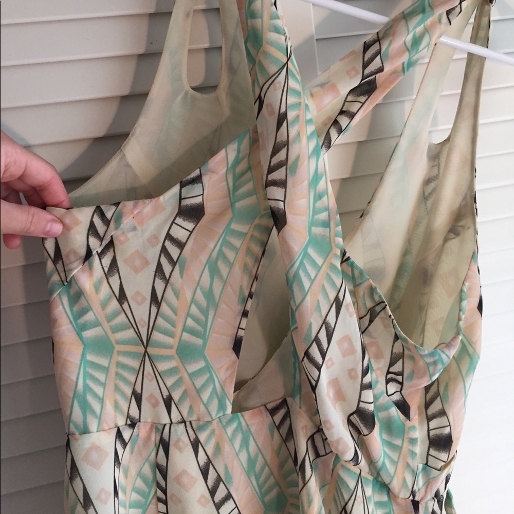 Patterned Dress - Picture 6 of 6