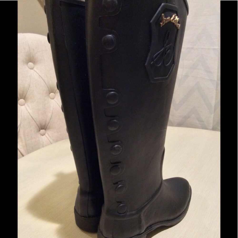 Reserved for @bbguillenn