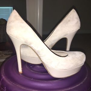 Jessica Simpson Heels