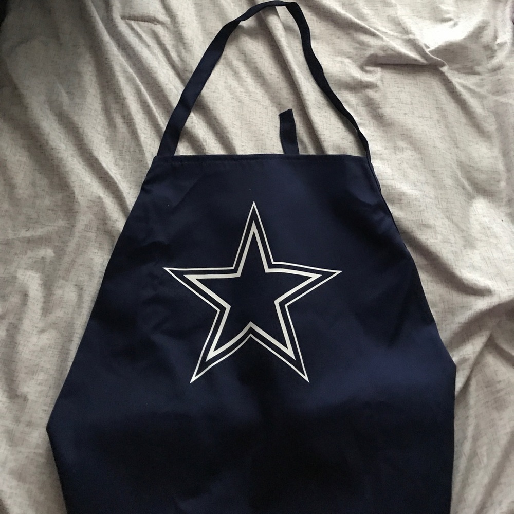 Dallas Apron & Chef Hat
