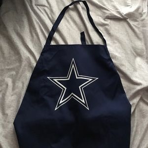 Dallas Apron & Chef Hat