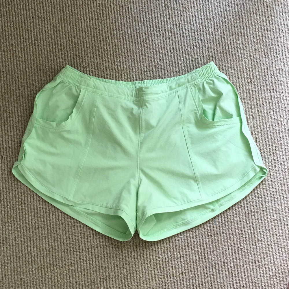 Athleta bright green shorts
