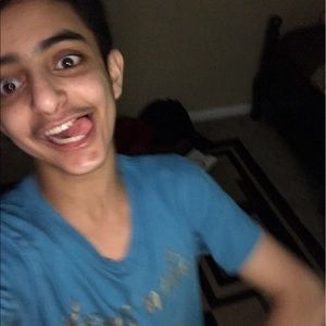 Meet your Posher, Ahmed