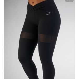 Nikki B x Gymshark dynamic leggings size small