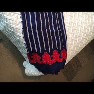 Vineyard Vines Scarf
