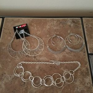 *Bundle Deal* Silver Earrings and Necklace