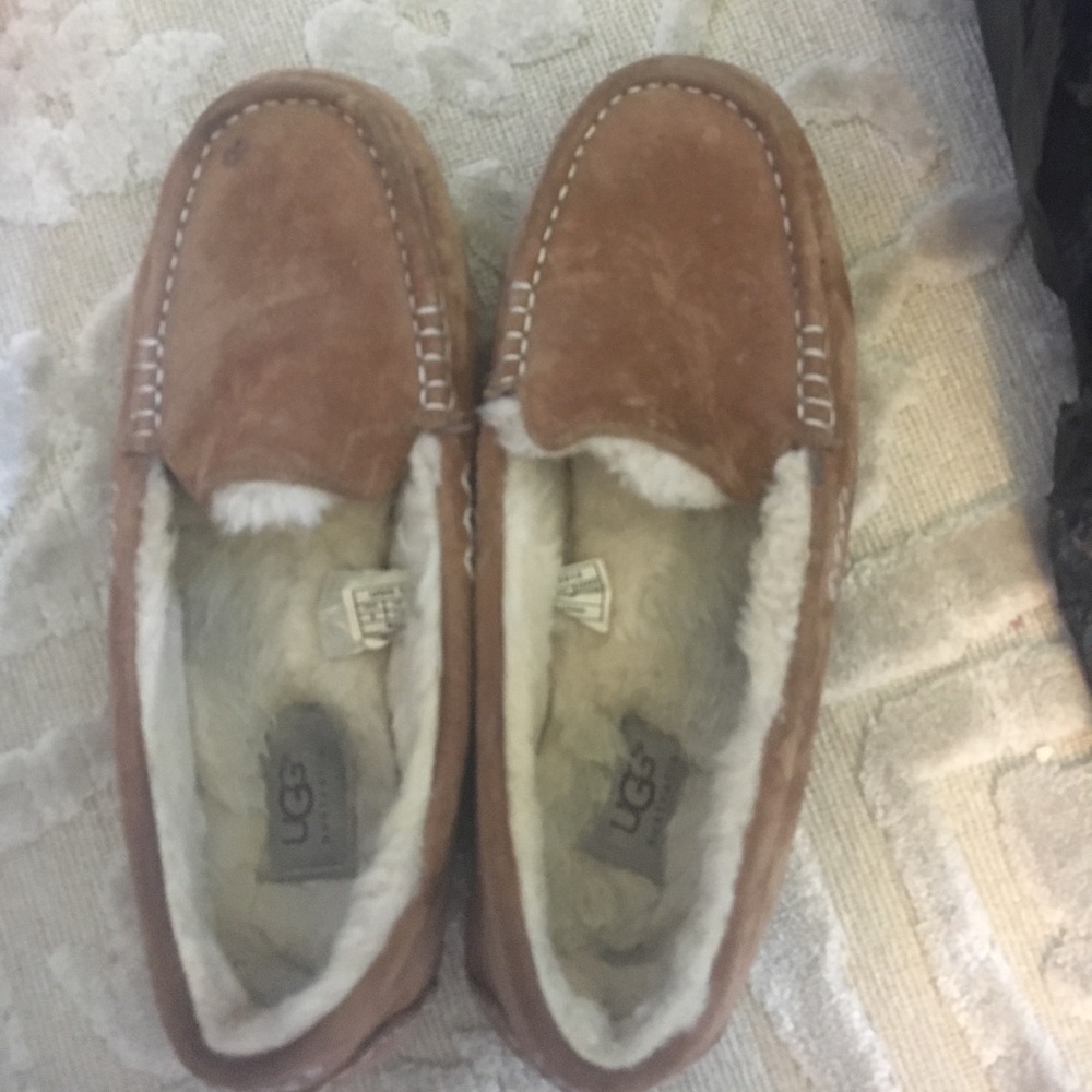 Ugg slippers