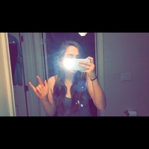 Meet your Posher, Bailey