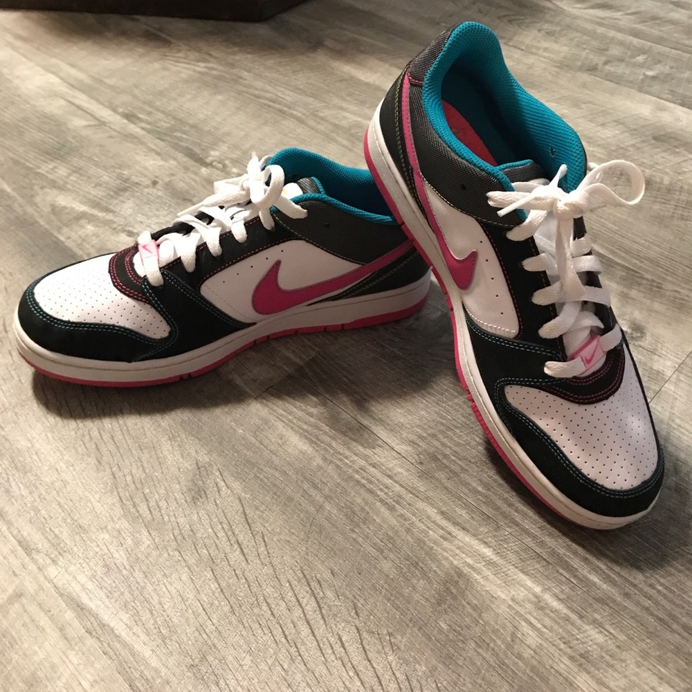 Nike Air Prestige II