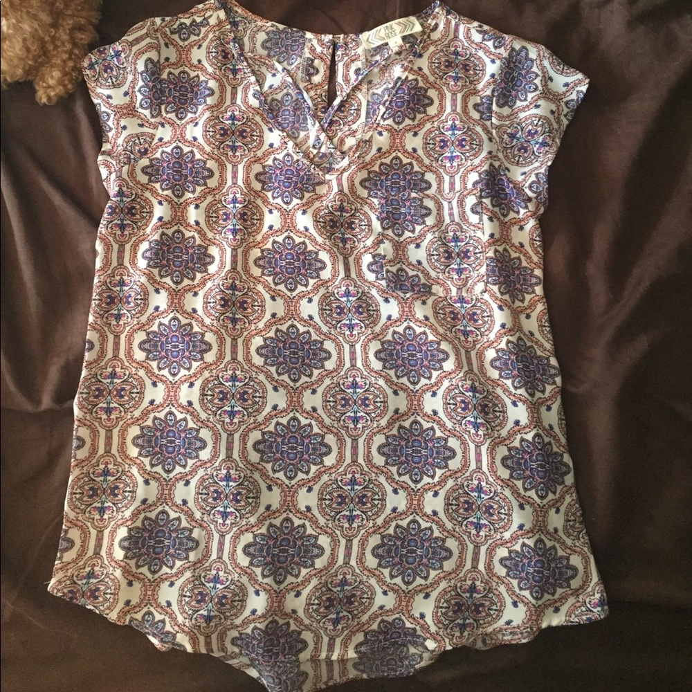 Floral/pattern shirt