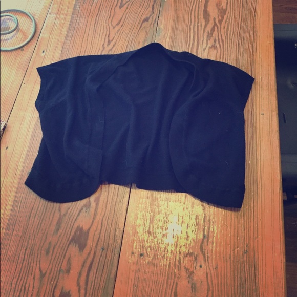 Black pullover - Picture 1 of 1