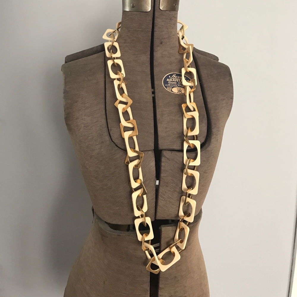 Tory Burch long resin chunky necklace
