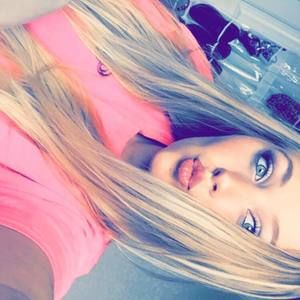 Meet your Posher, Hailey