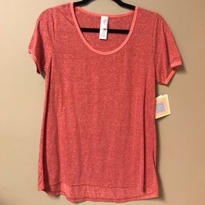 Small LuLaRoe Classic Tee