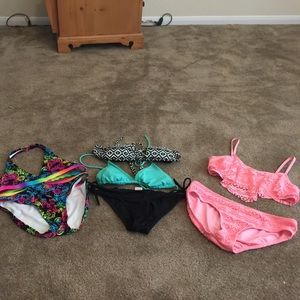 ✋️Reserved for kmartin30✋️Youth Bathing Suits