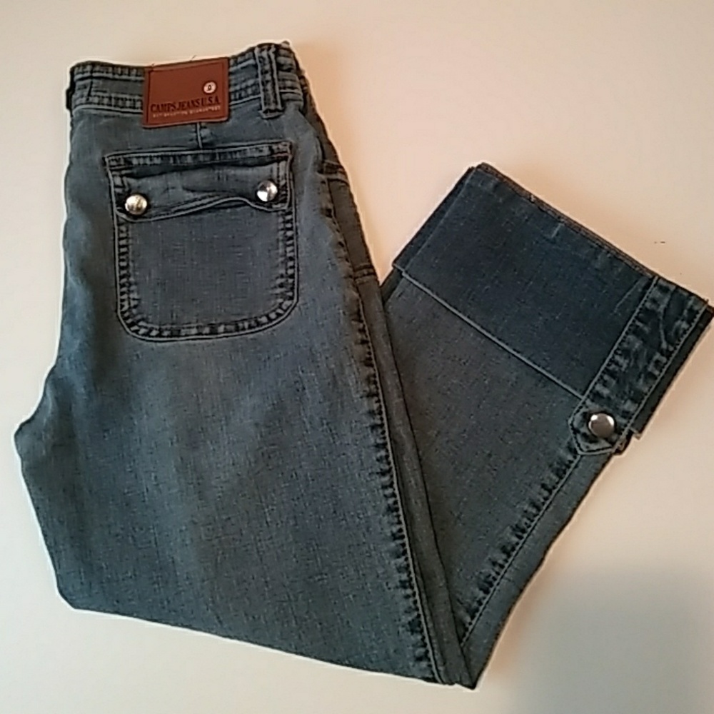 Demin capri pants with cuff