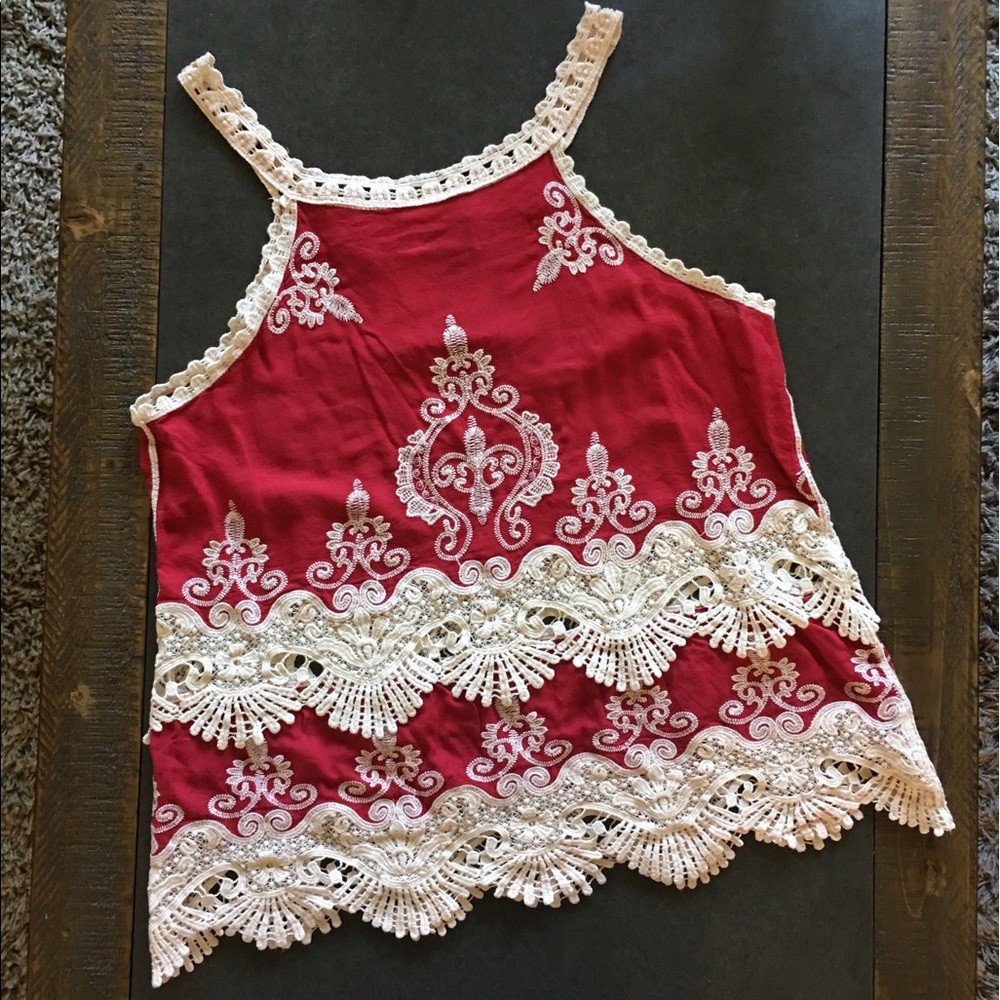 ☀️SUMMER SALE☀️Embroidered Red Tank🌹 - Picture 2 of 4
