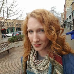 Meet your Posher, Elaine